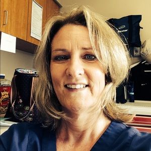 Meet your Posher, Gail